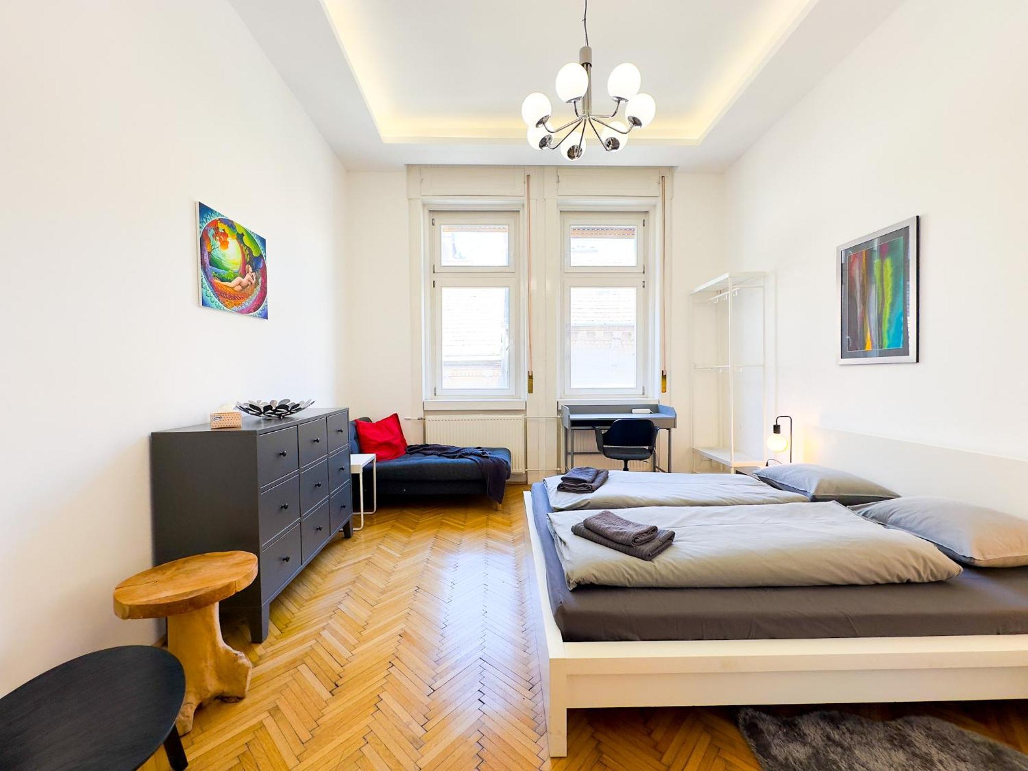 Spacious 4Br Oasis In Central Budapest - Bp Sky מראה חיצוני תמונה