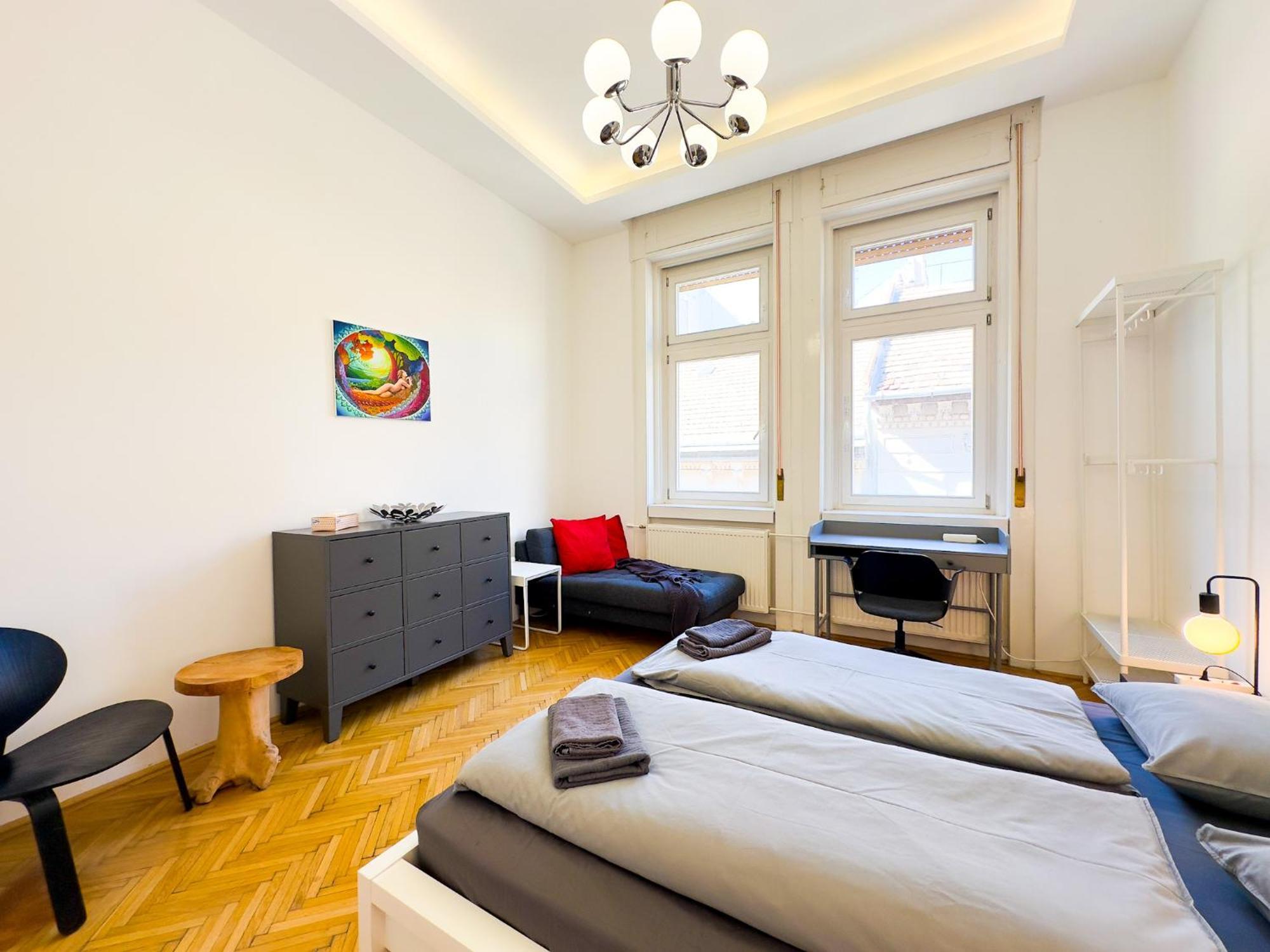 Spacious 4Br Oasis In Central Budapest - Bp Sky מראה חיצוני תמונה